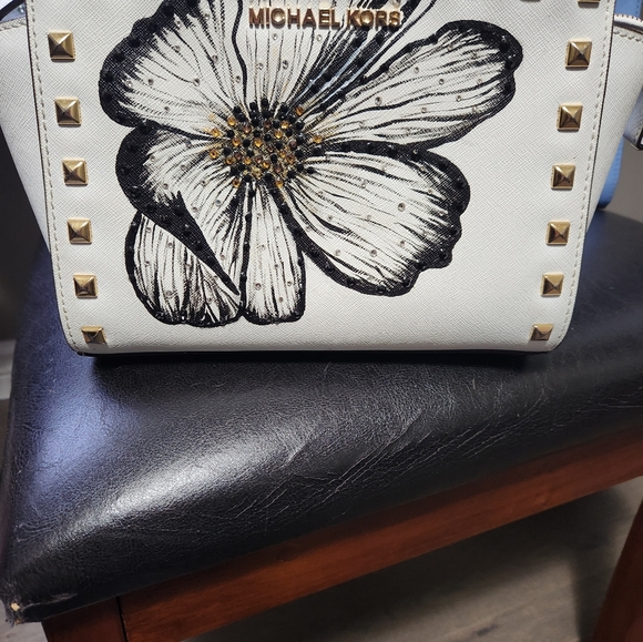 Michael kors handpainted purse - Picture 4 of 5